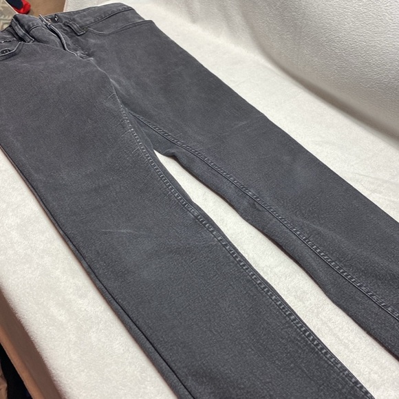 Betabrand black wash jeans size 27 short - Picture 5 of 9